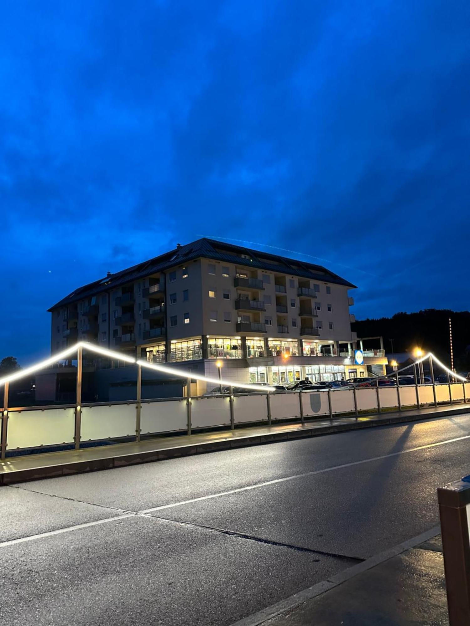 Apartman Eva, Moderan Stan U Srcu Zagorja Krapina Eksteriør billede